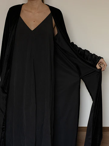 KIMONO TERCIOPELO COLOR NEGRO