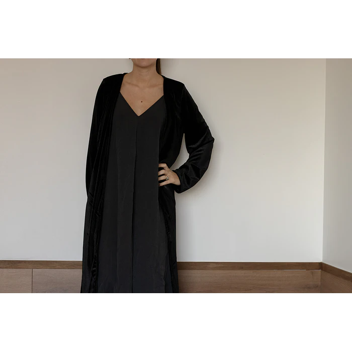 KIMONO TERCIOPELO COLOR NEGRO 1