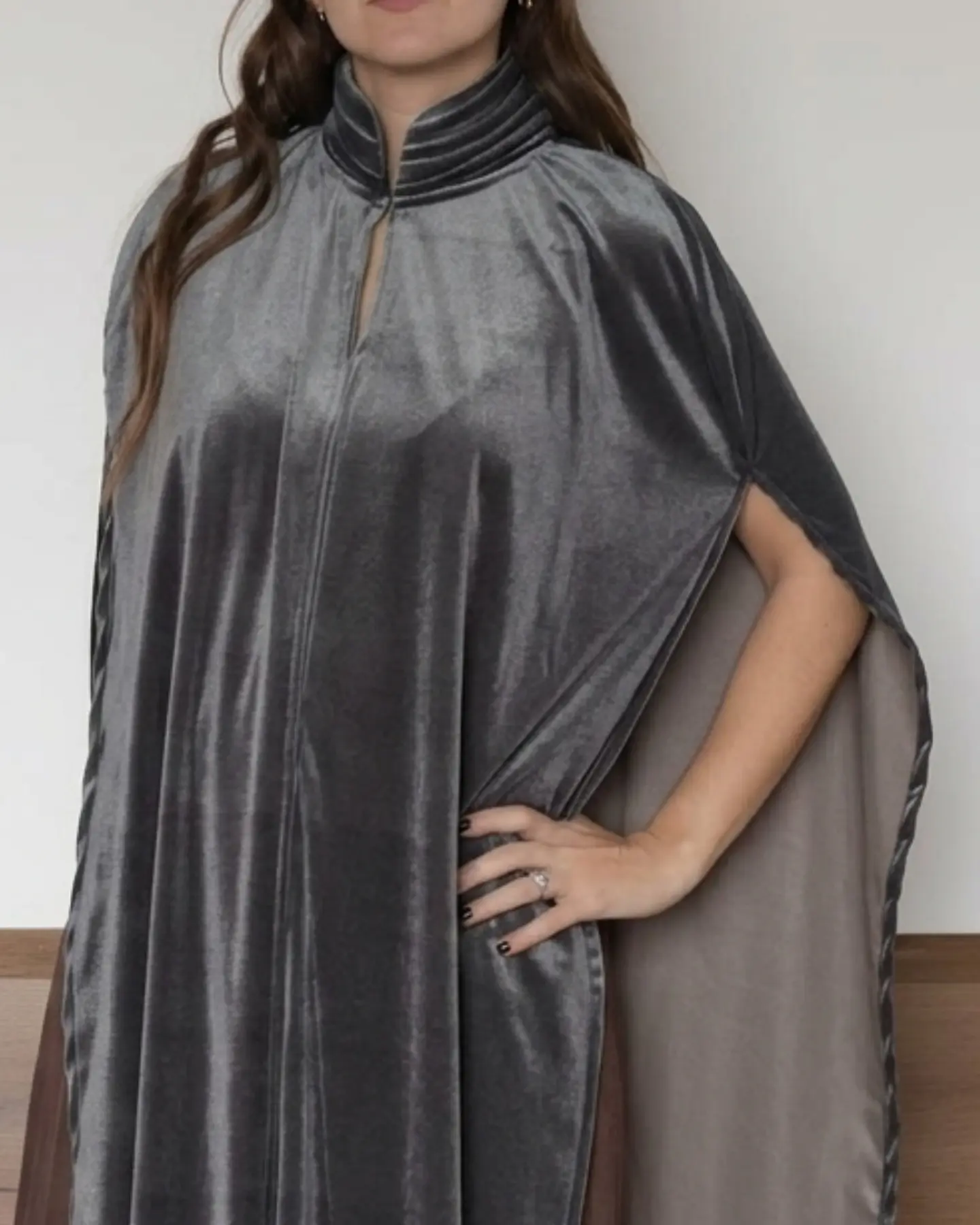 KIMONO VICTORIA TERCIOPELO GRIS ACERO OSCURO 1