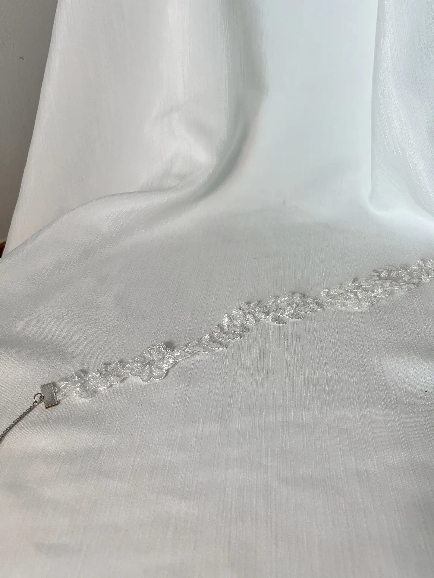 CHOKER ENREDADERA BLANCA 1