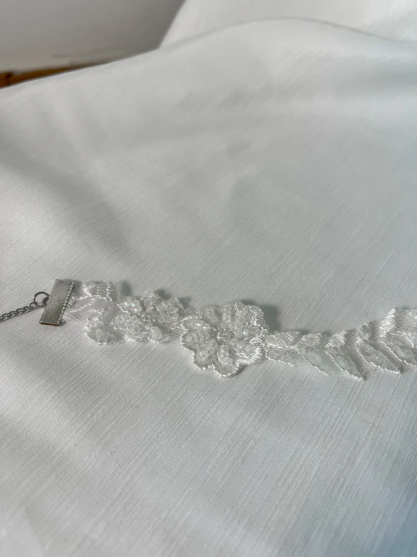 CHOKER ENREDADERA BLANCA 3