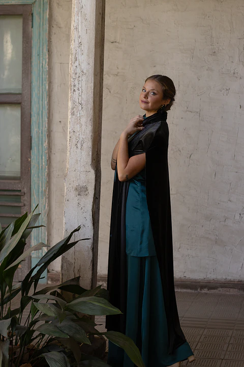 KIMONO VICTORIA TERCIOPELO GRIS OSCURO