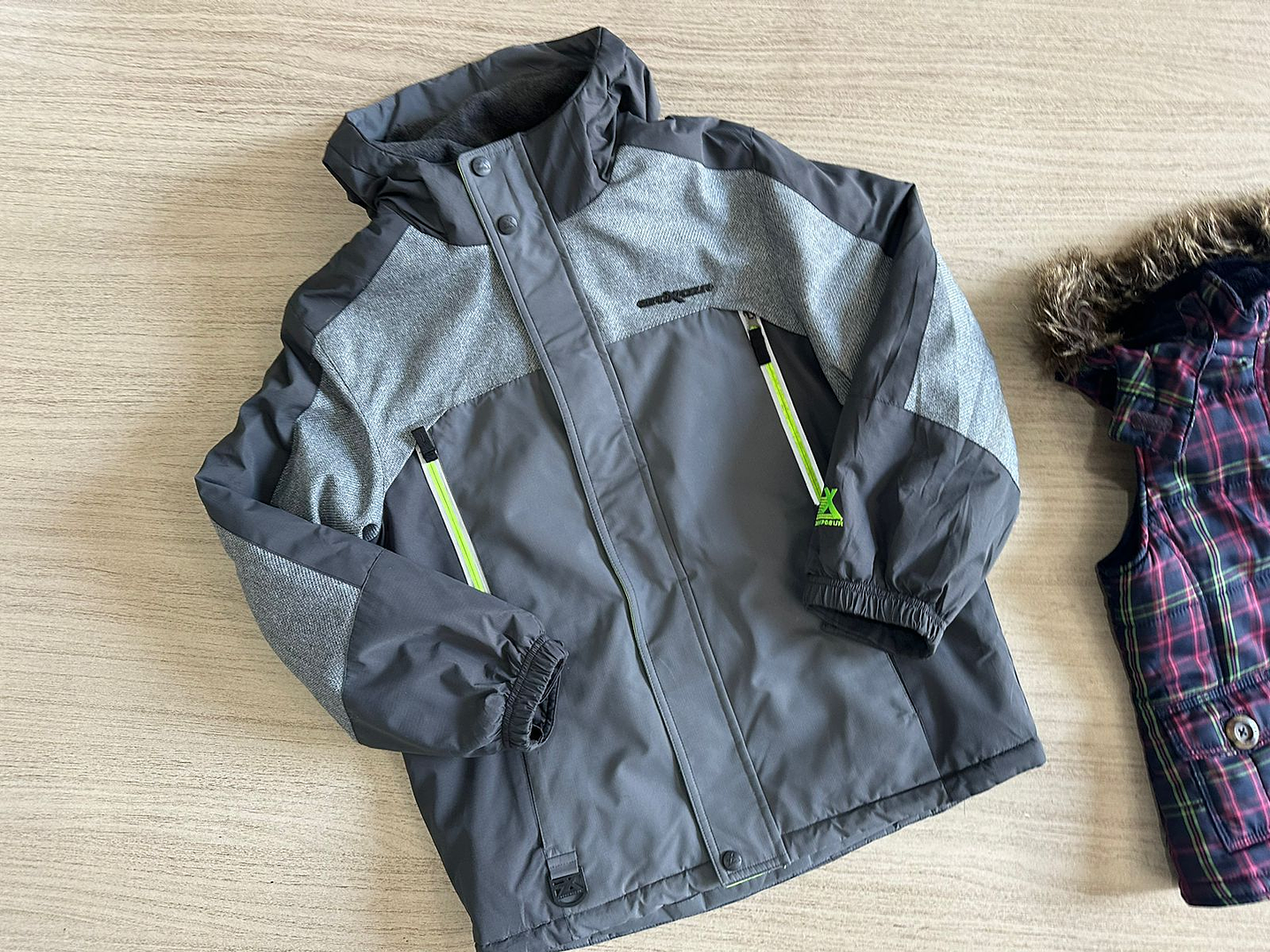 Fardo Parkas/Chaquetas Niño primera 6