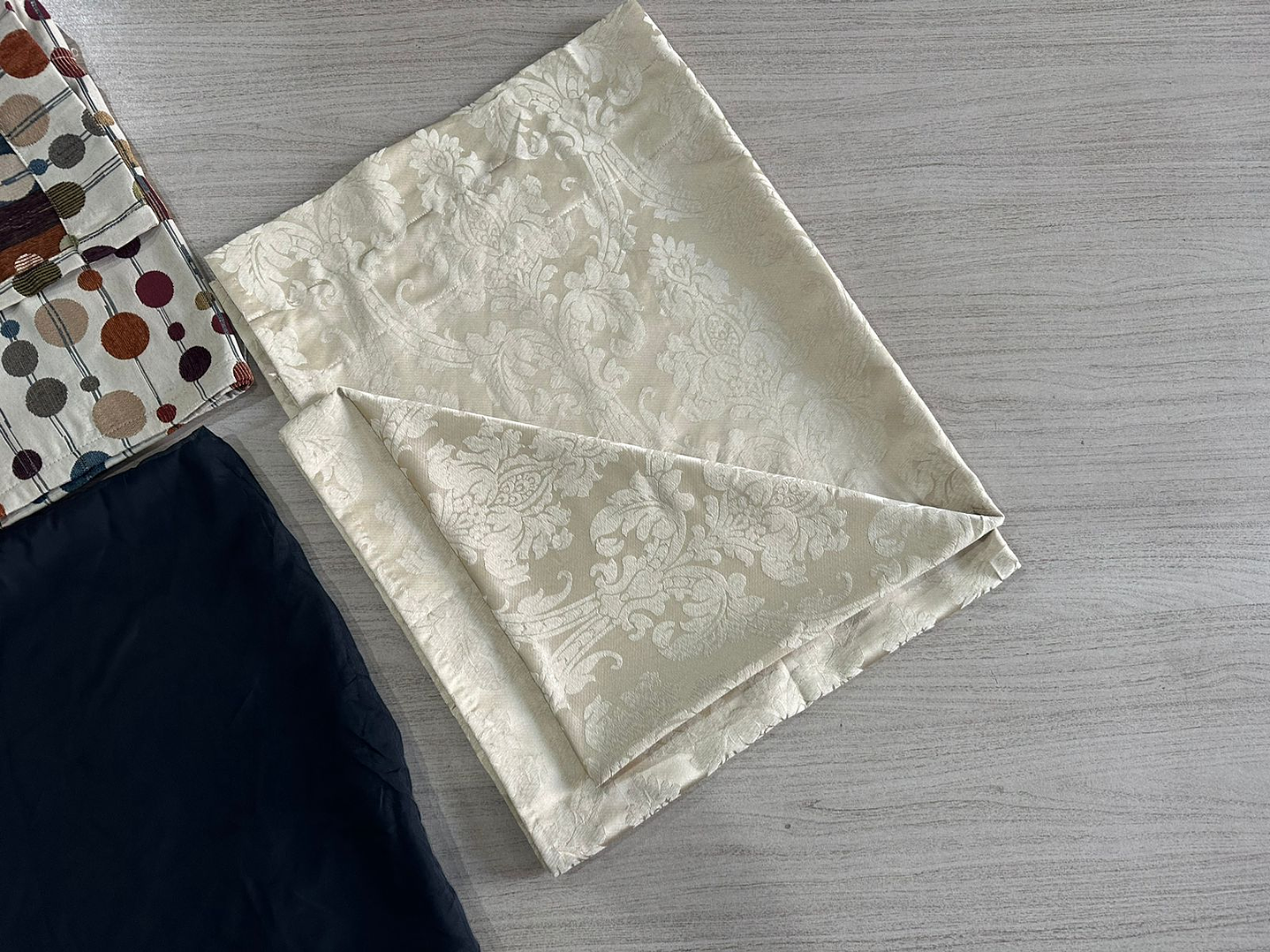 Fardo Cortinas y Visillos Primera 2