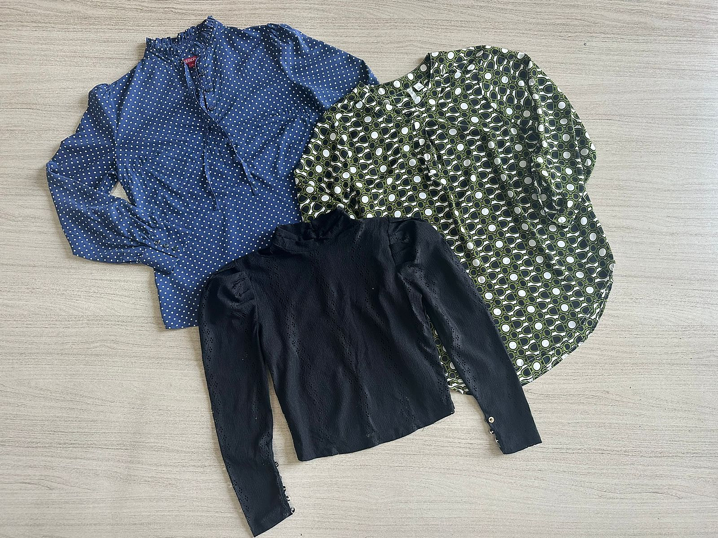 Fardo Blusas Manga Larga Tercera 11