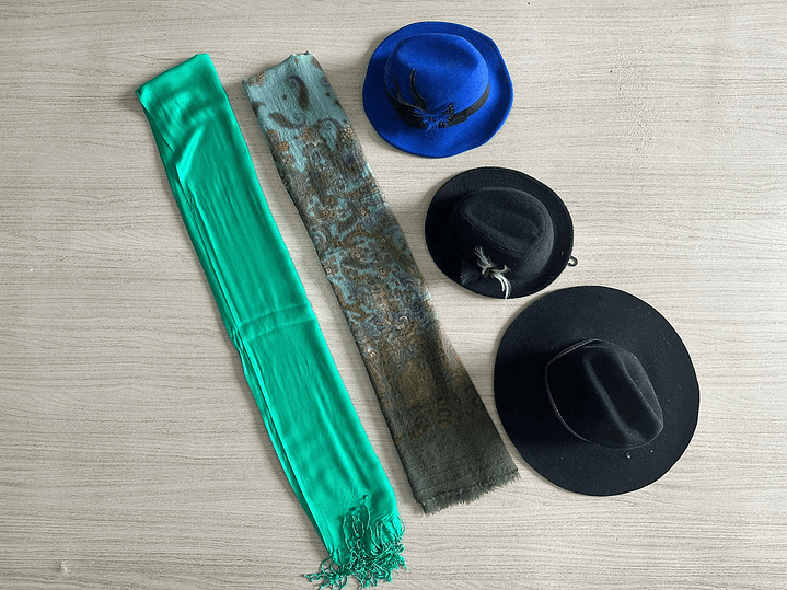 Fardo Gorros/Bufandas/Chales Primera 1