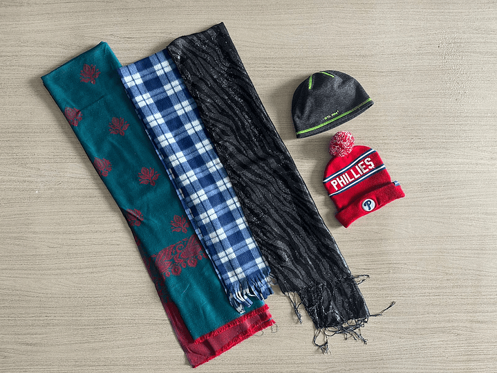 Fardo Gorros/Bufandas/Chales Primera 4