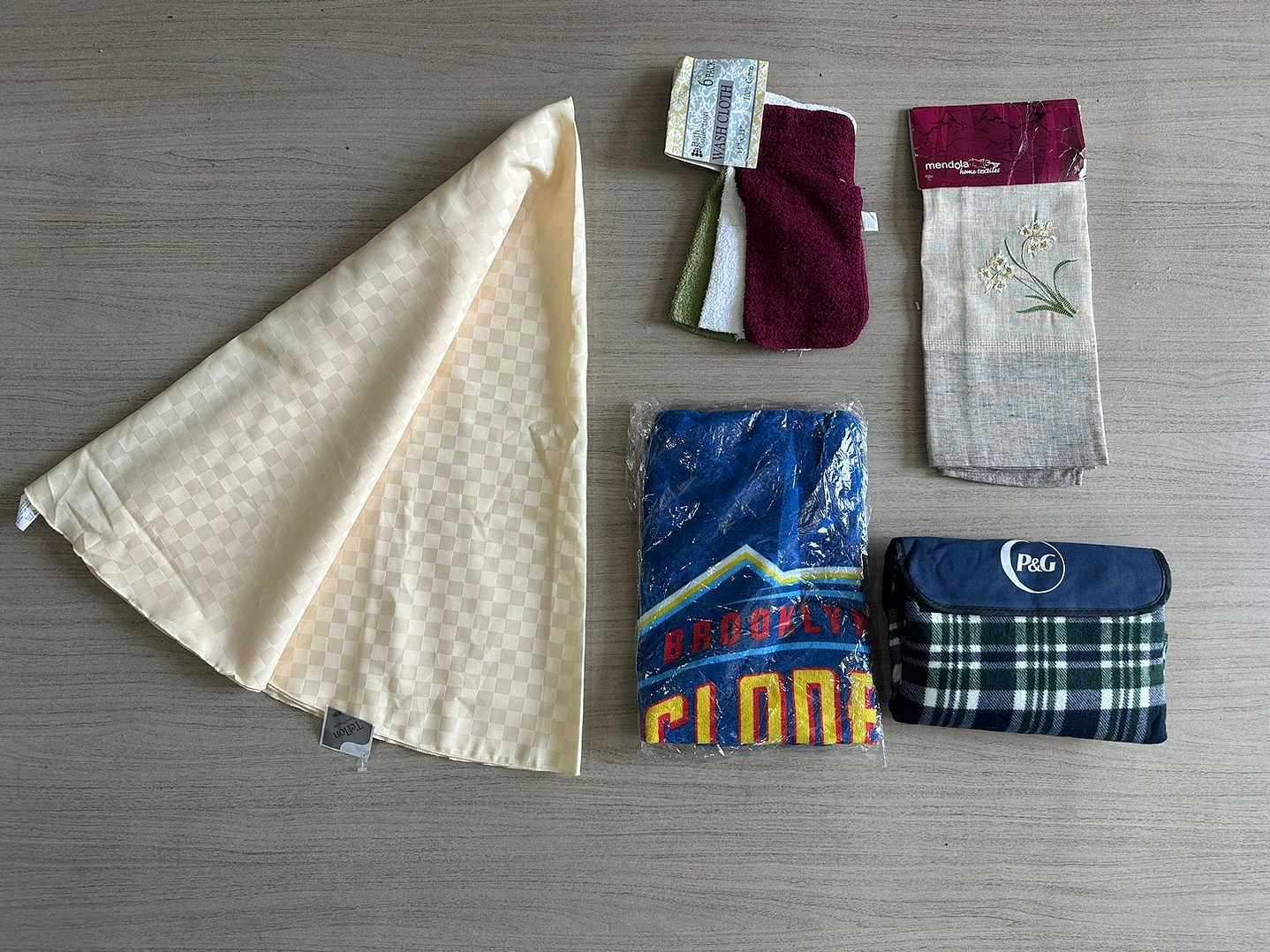 Fardo Ropa de Casa Primera 1