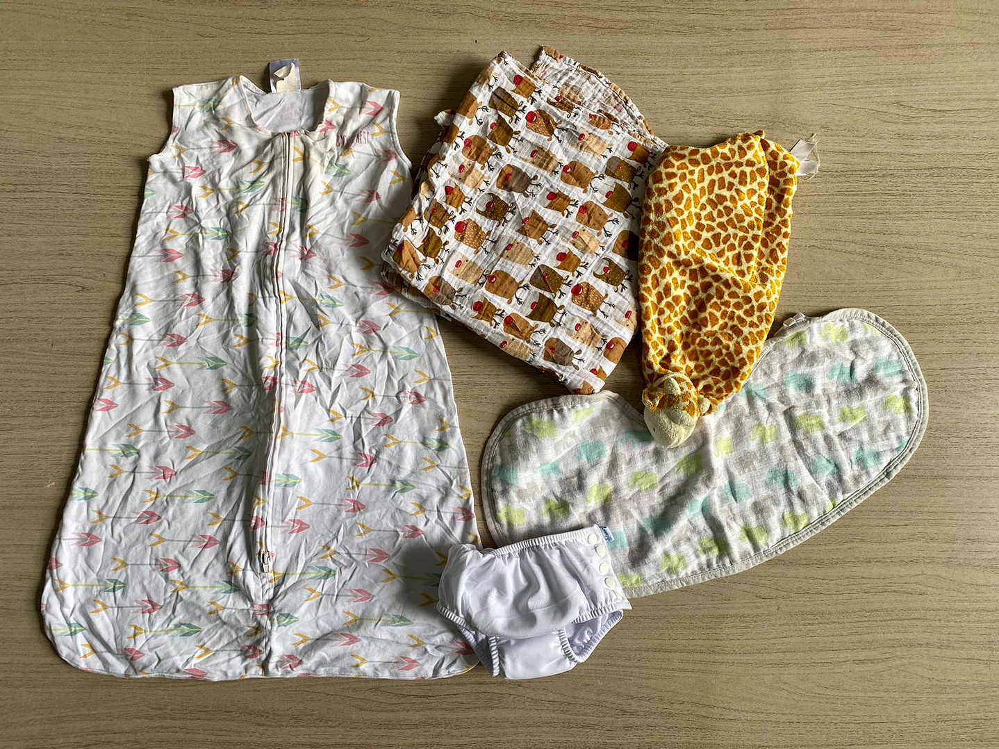 Fardo Ropa Cuna Segunda 4