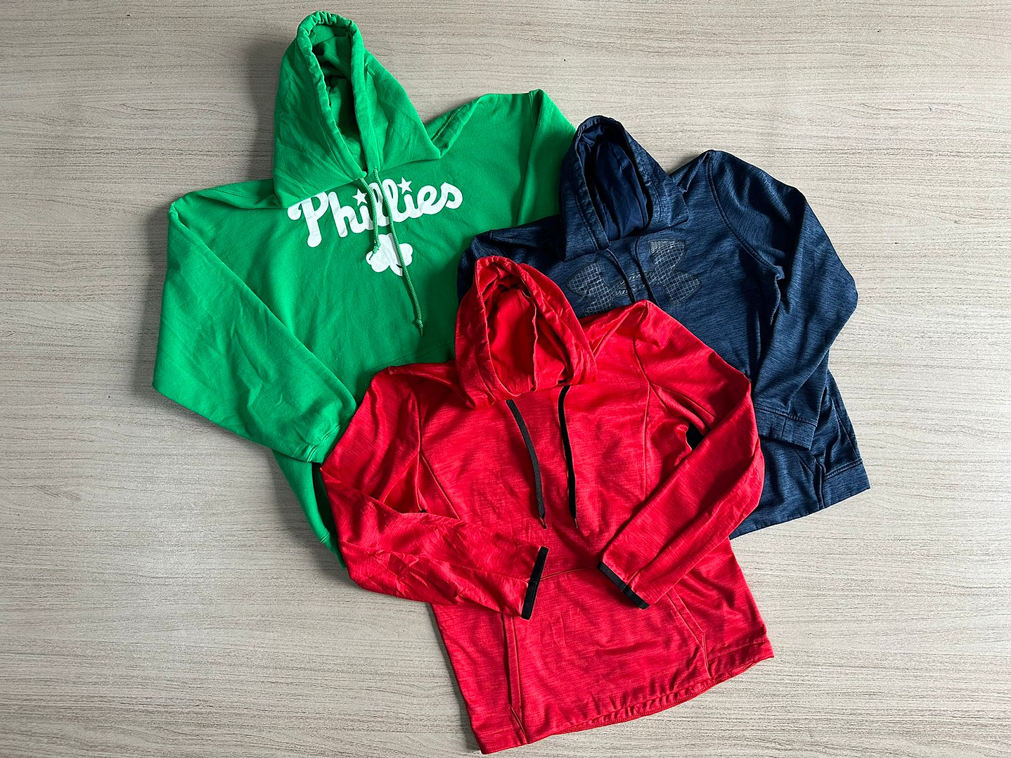 Fardo Polerones con Gorro Tercera 10