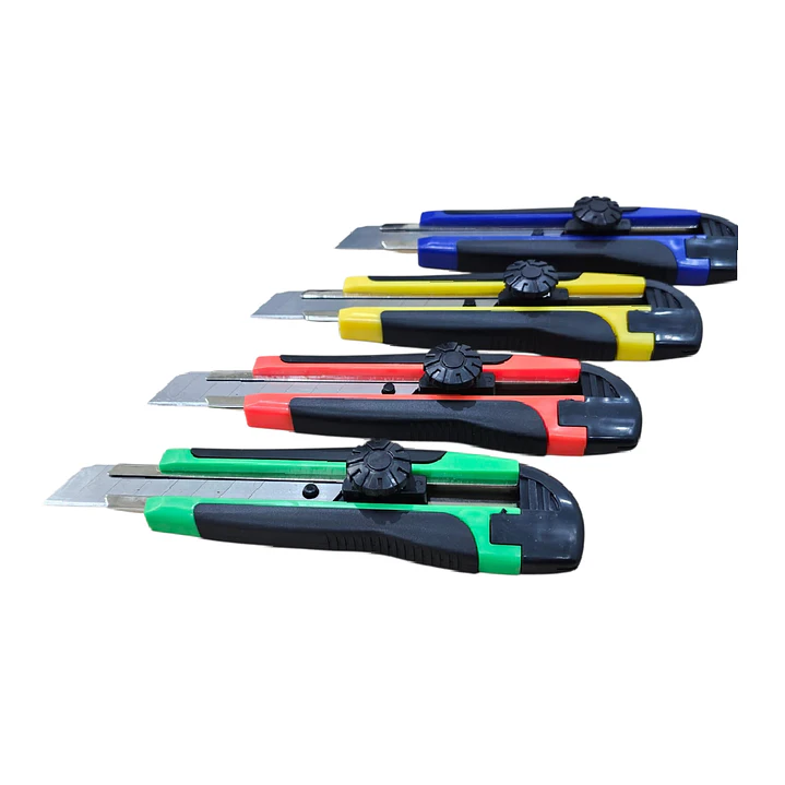 CUCHILLO CARTONERO PROFESIONAL 18MM (GRANDE) COLORES 2