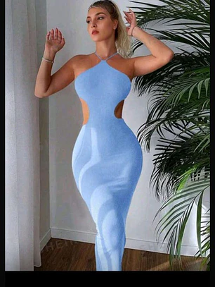 vestido largo de tiras con escote en la espalda 