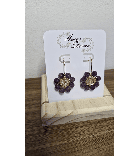 Aros Alambrismo Flor de Amatista (dorado)