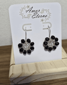 Aros Alambrismo Flor Cristales Negros (Plateado)
