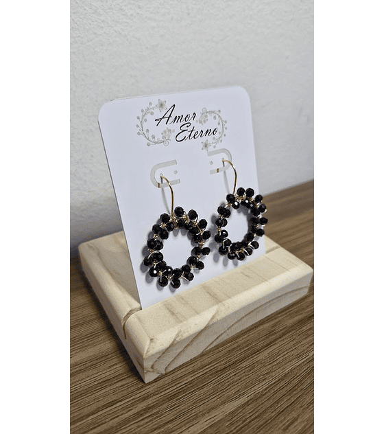 Aros Alambrismo Cristales Negros (Dorado)