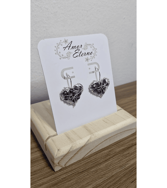 Aros Alambrismo Corazón Cristales Morados (Plateado)
