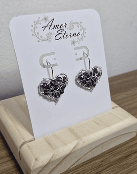 Aros Alambrismo Corazón Cristales Morados (Plateado)