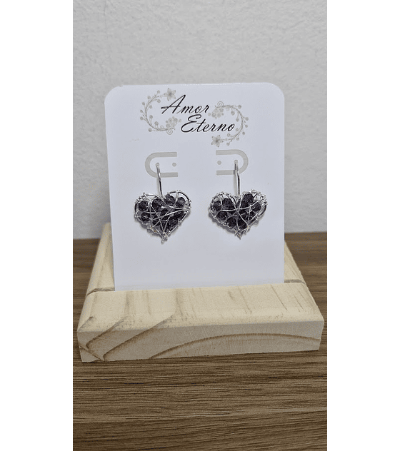 Aros Alambrismo Corazón Cristales Morados (Plateado)