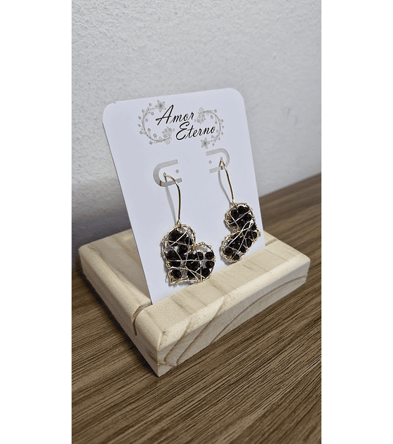 Aros Alambrismo Corazón Cristales negro (Dorado)