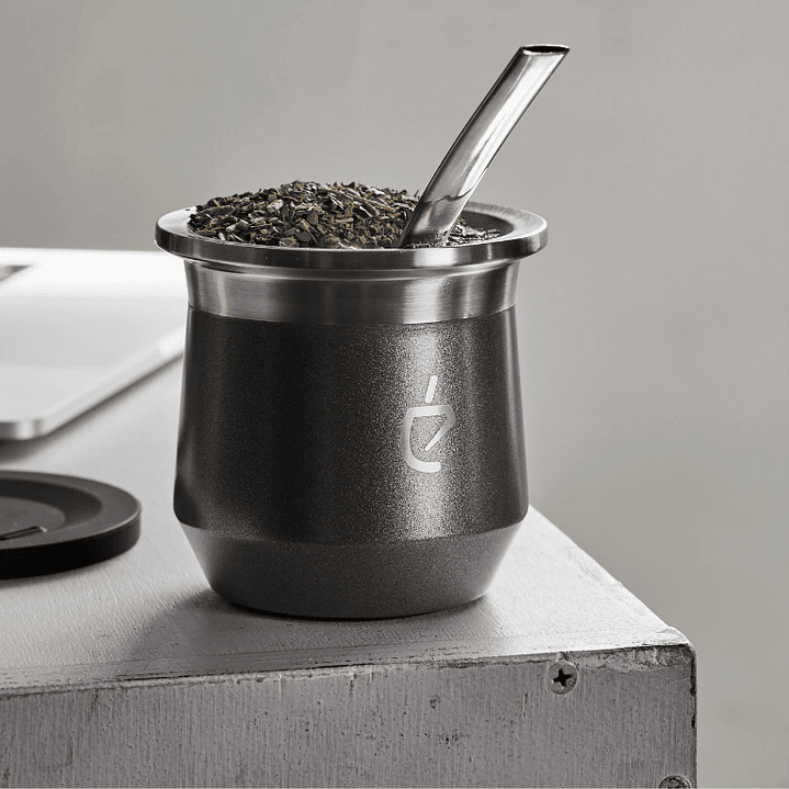 Un Mate Lunar Grey + Bombilla Plana 2