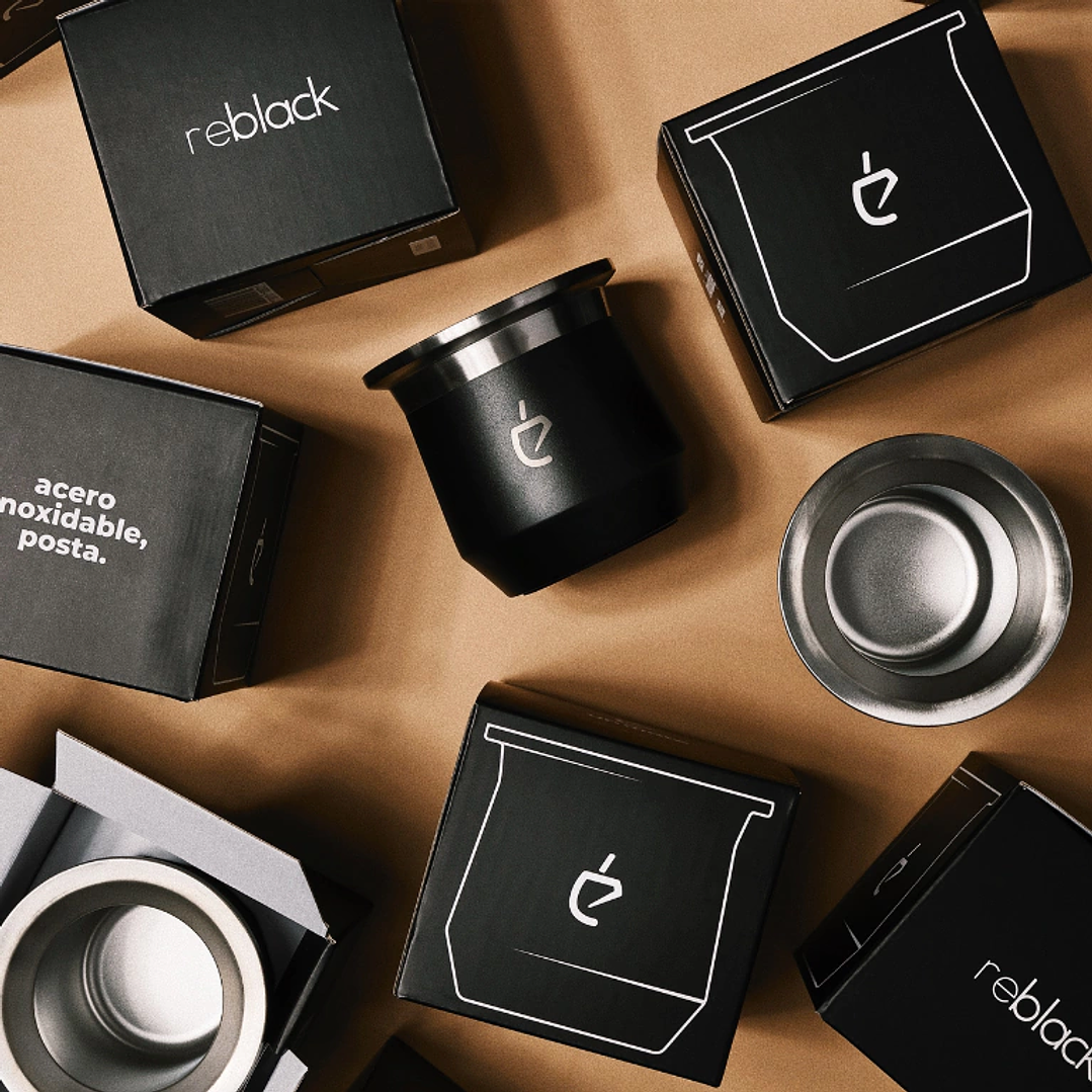 Un Mate Re Black + Bombilla Plana 4