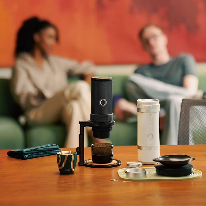 Máquina de Café Espresso Eléctrica Outin Portátil Mino Gris Espacial 9