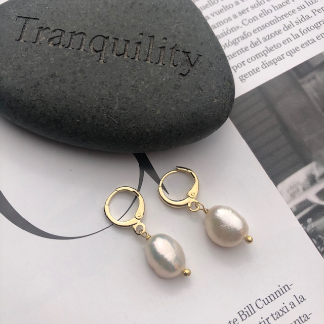 Aros bañados en Oro Perla Barroca