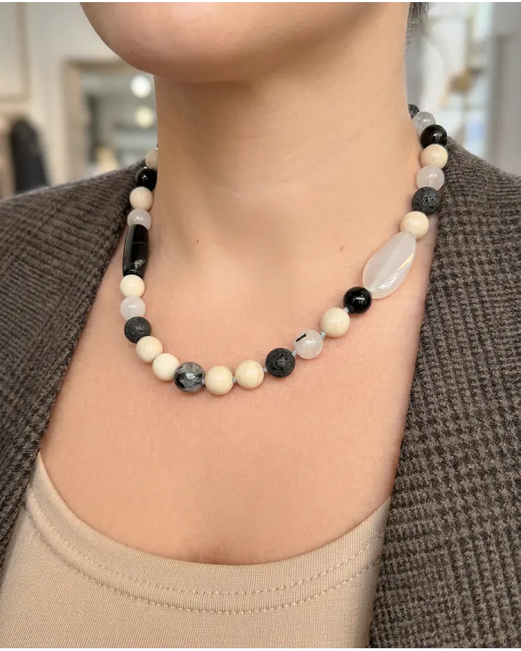 Collar piedra river stone 40 cm