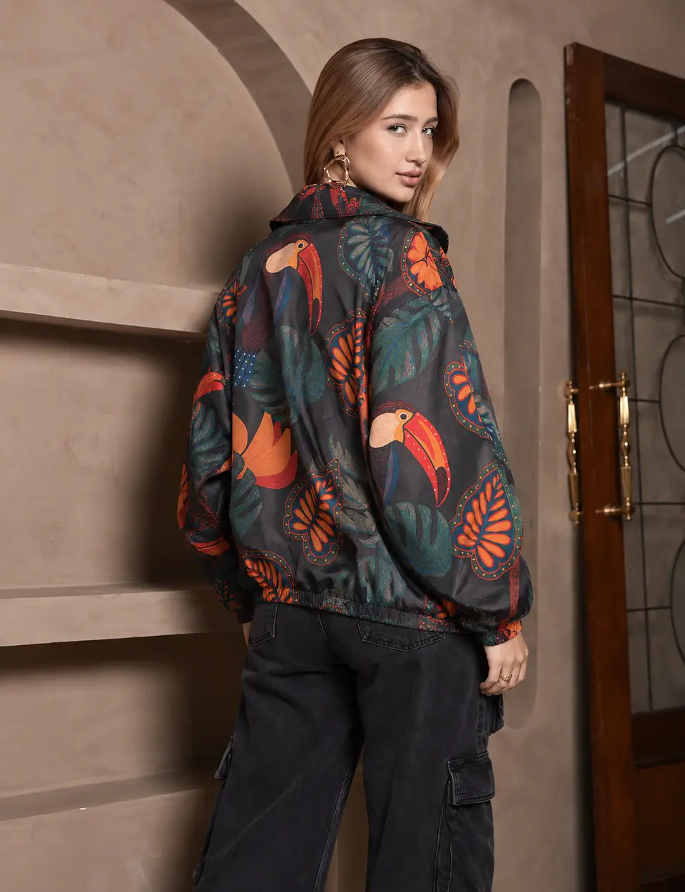 Cortaviento Tucán Estampado Tropical con Bolsillos | Talla Única 1