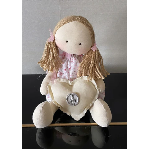 Muñeca con Corazón