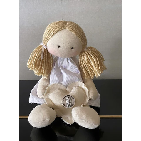 Muñeca con Corazón