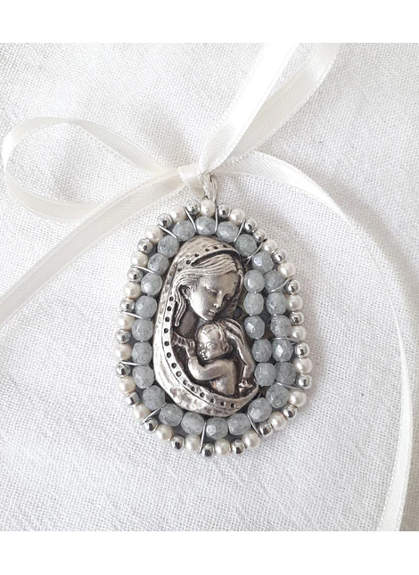 Cunero Madona con niño