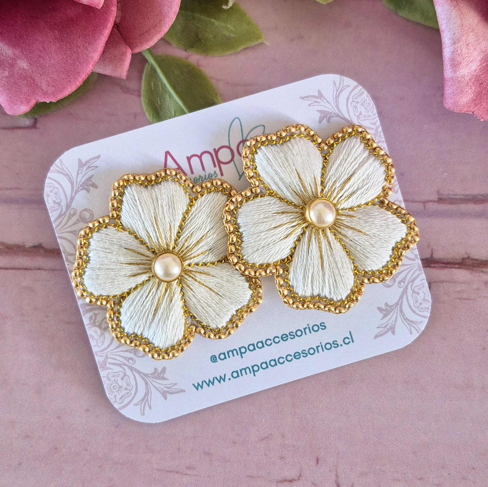 Amparo Blanco Dorado
