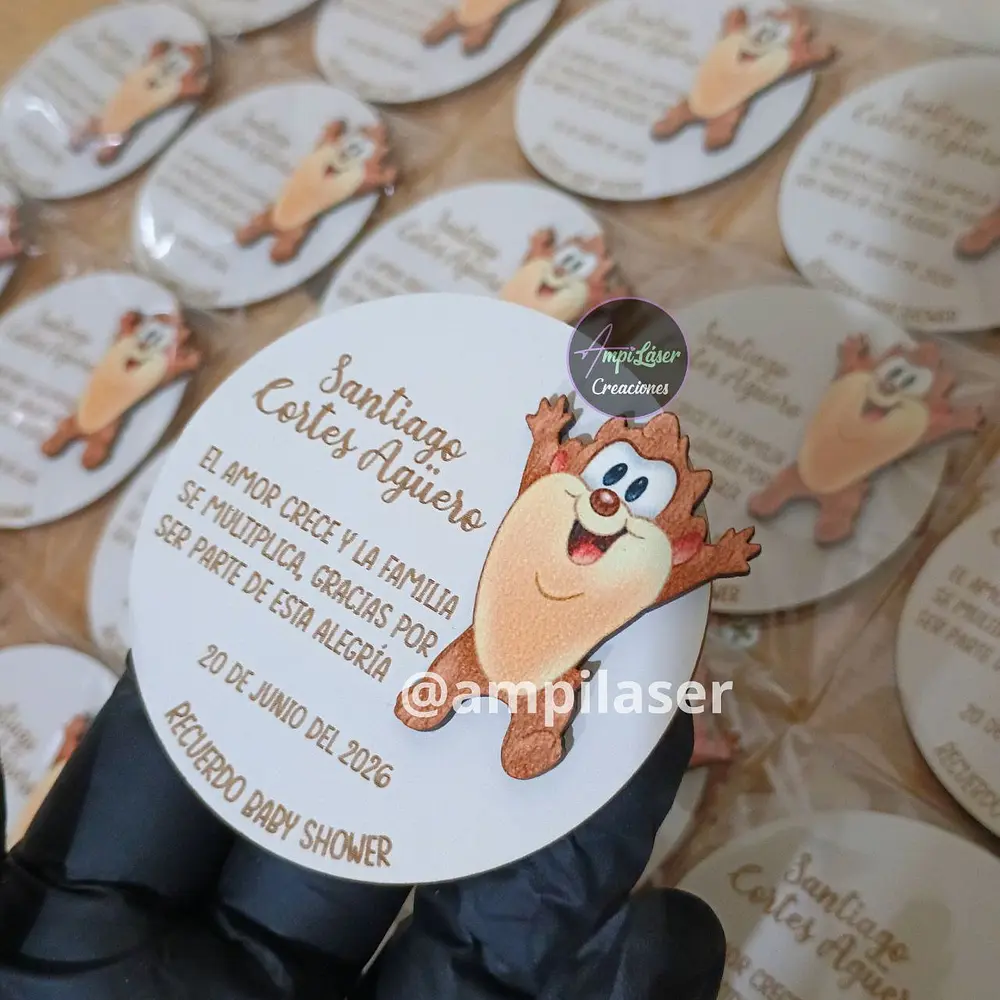 Recuerdo iman baby shower Looney Tunes desde 12 unidades
