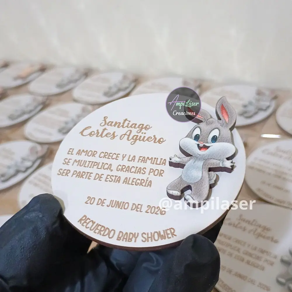 Recuerdo iman baby shower Looney Tunes desde 12 unidades