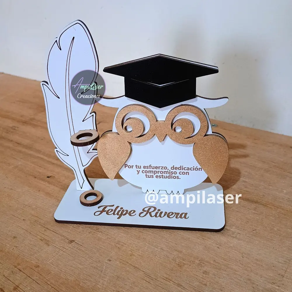 Búho graduación portalapiz