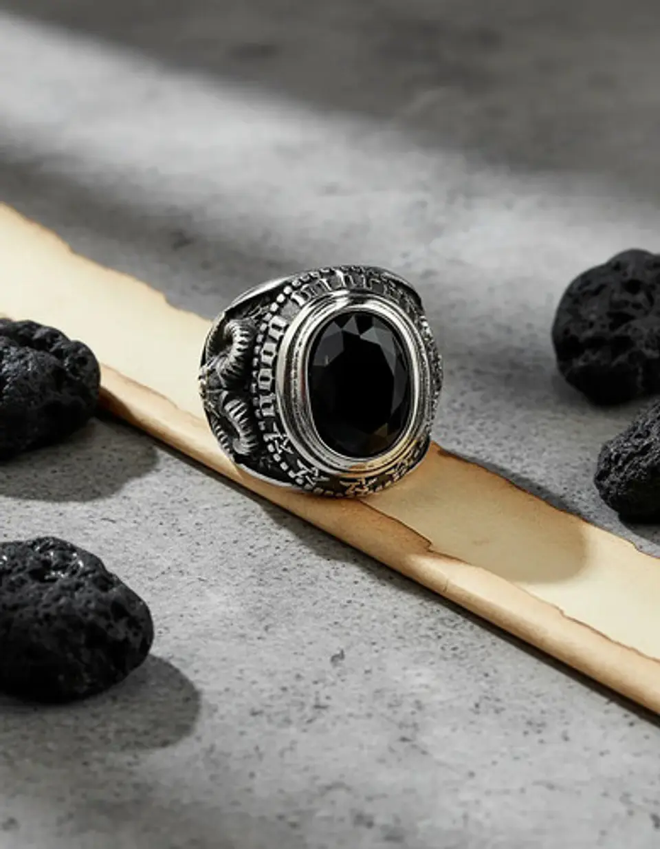 Anillo Acero Inoxidable Piedra Iluminati Cráneo Biker Hombre 2