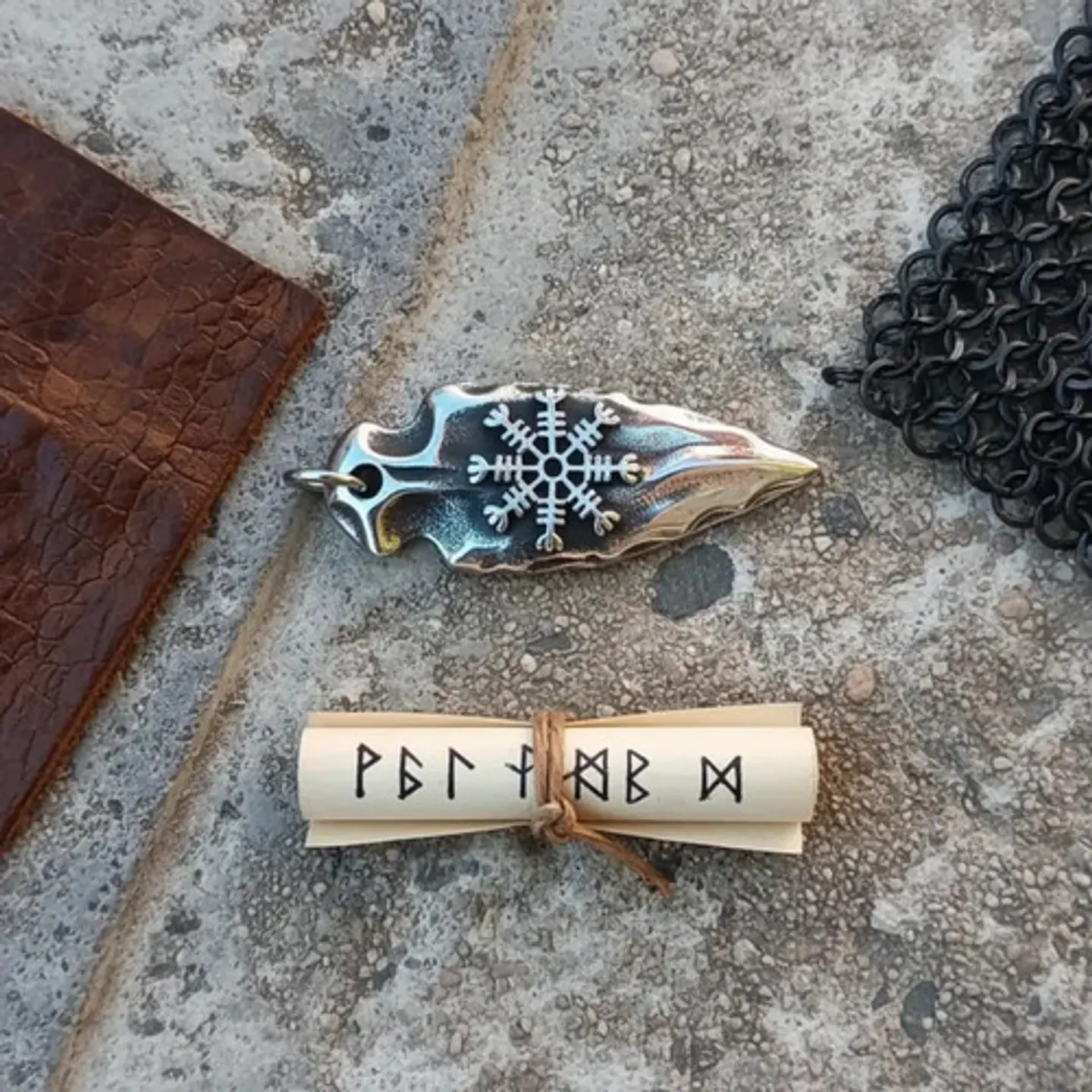 Collar Vikingo En Acero Para Hombre Cadena Dije Aegishjalmur 5
