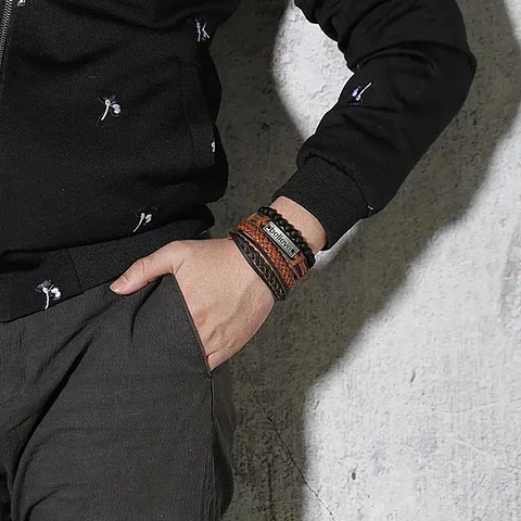 Set de 4 Manillas de Cuero para Hombre Mujer Pulsera Cuentas Believe