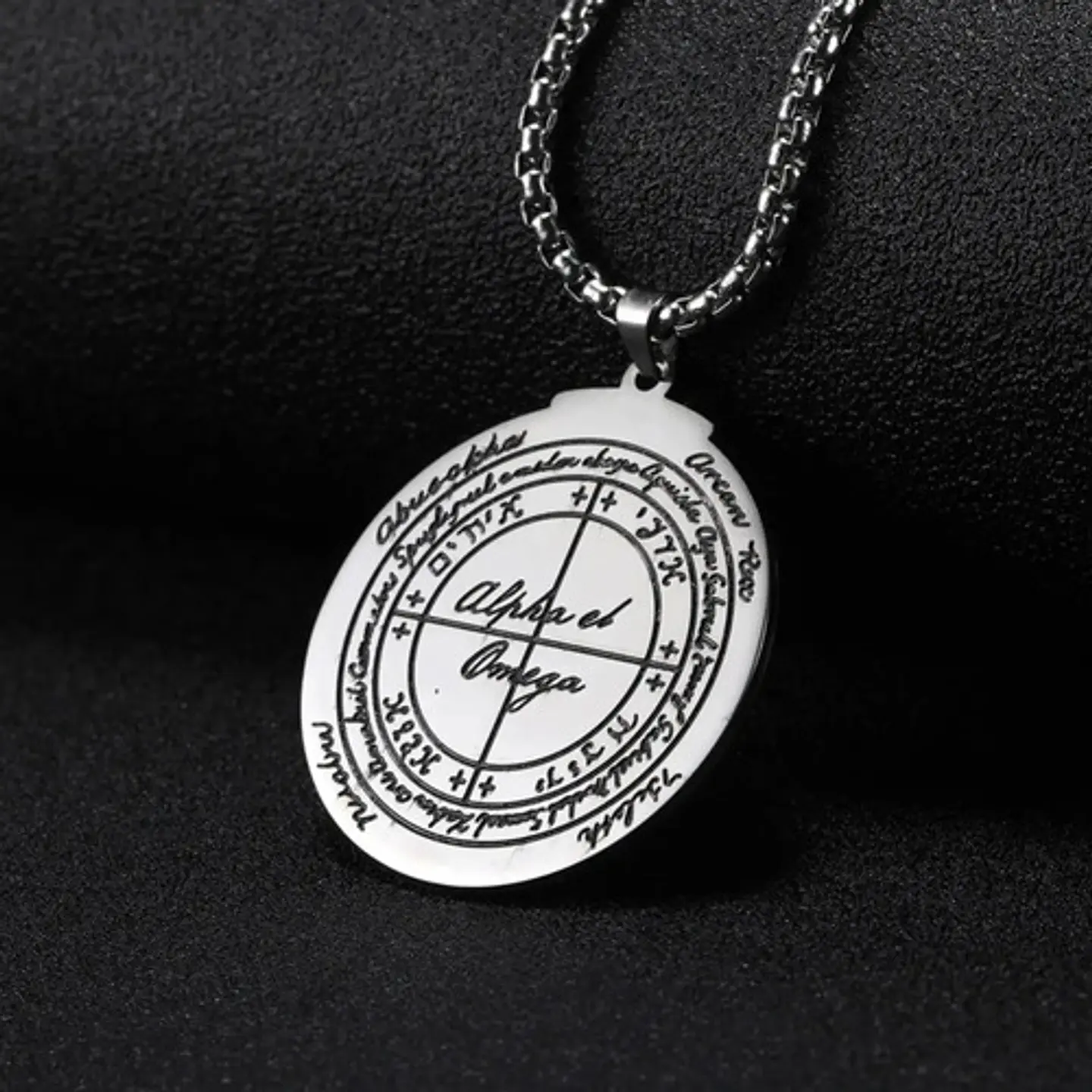Collar Talismán Amuleto Color Plata Acero Inoxidable Hombre 6