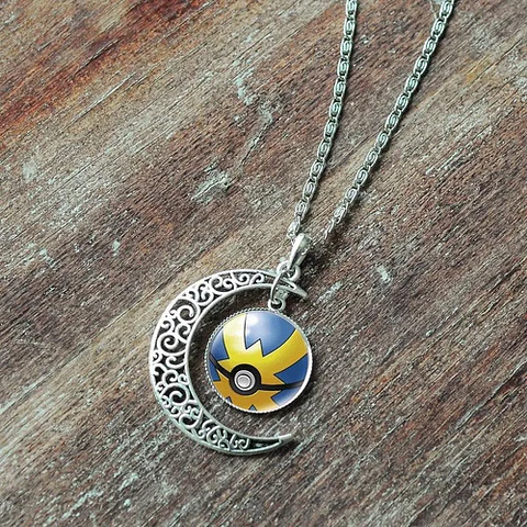 Collar Colgante Cadena Media Luna Pokemon Go Moda