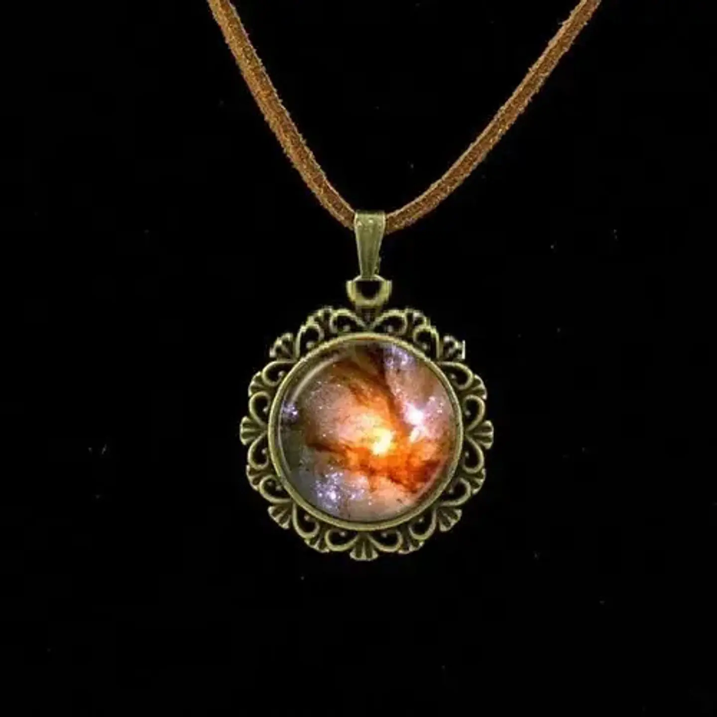 Collar para hombre y mujer Colgante de Cristal galaxias nebulosas 2