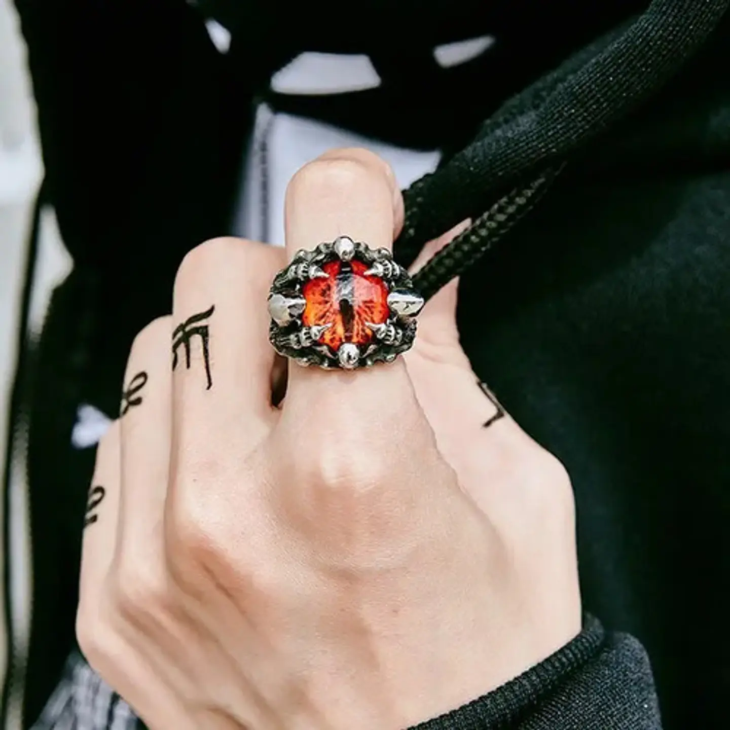 Anillo Ojo Dragón Rojo Cráneo Skull Acero Inoxidable Hombre 4