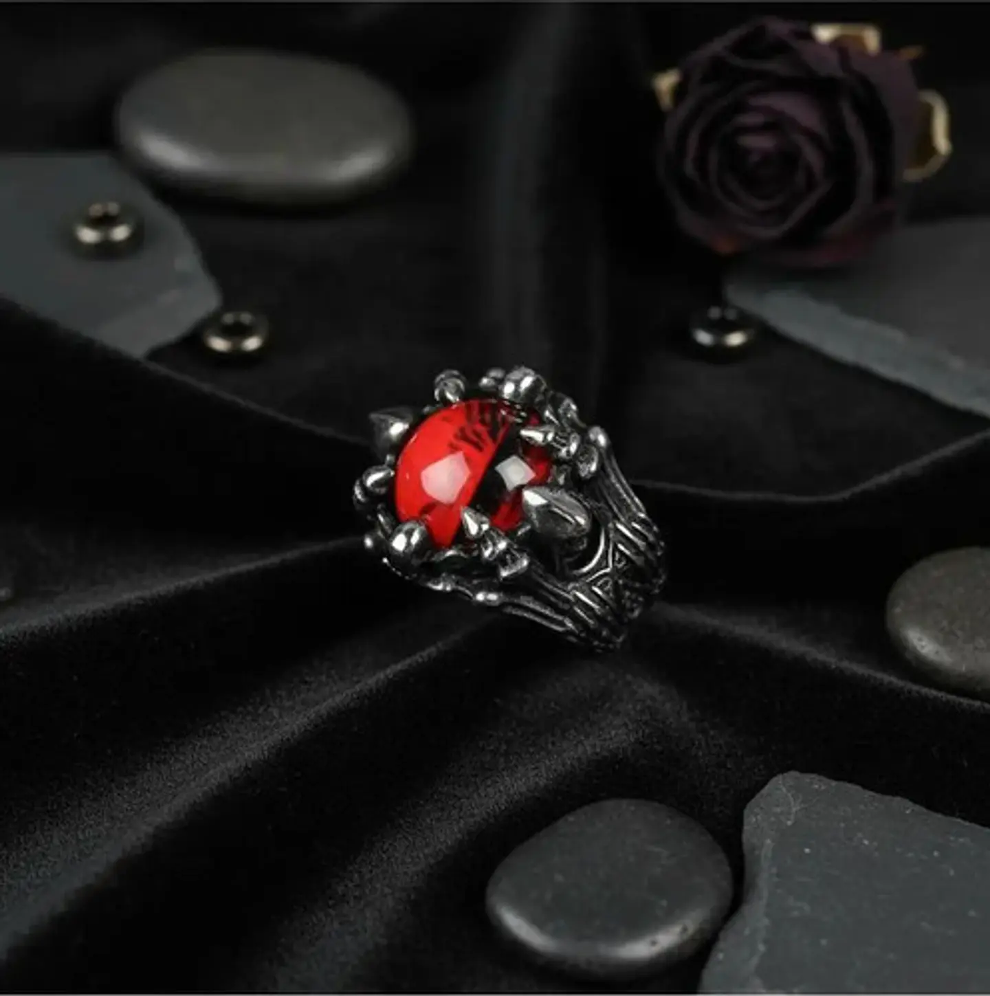 Anillo Ojo Dragón Rojo Cráneo Skull Acero Inoxidable Hombre 10