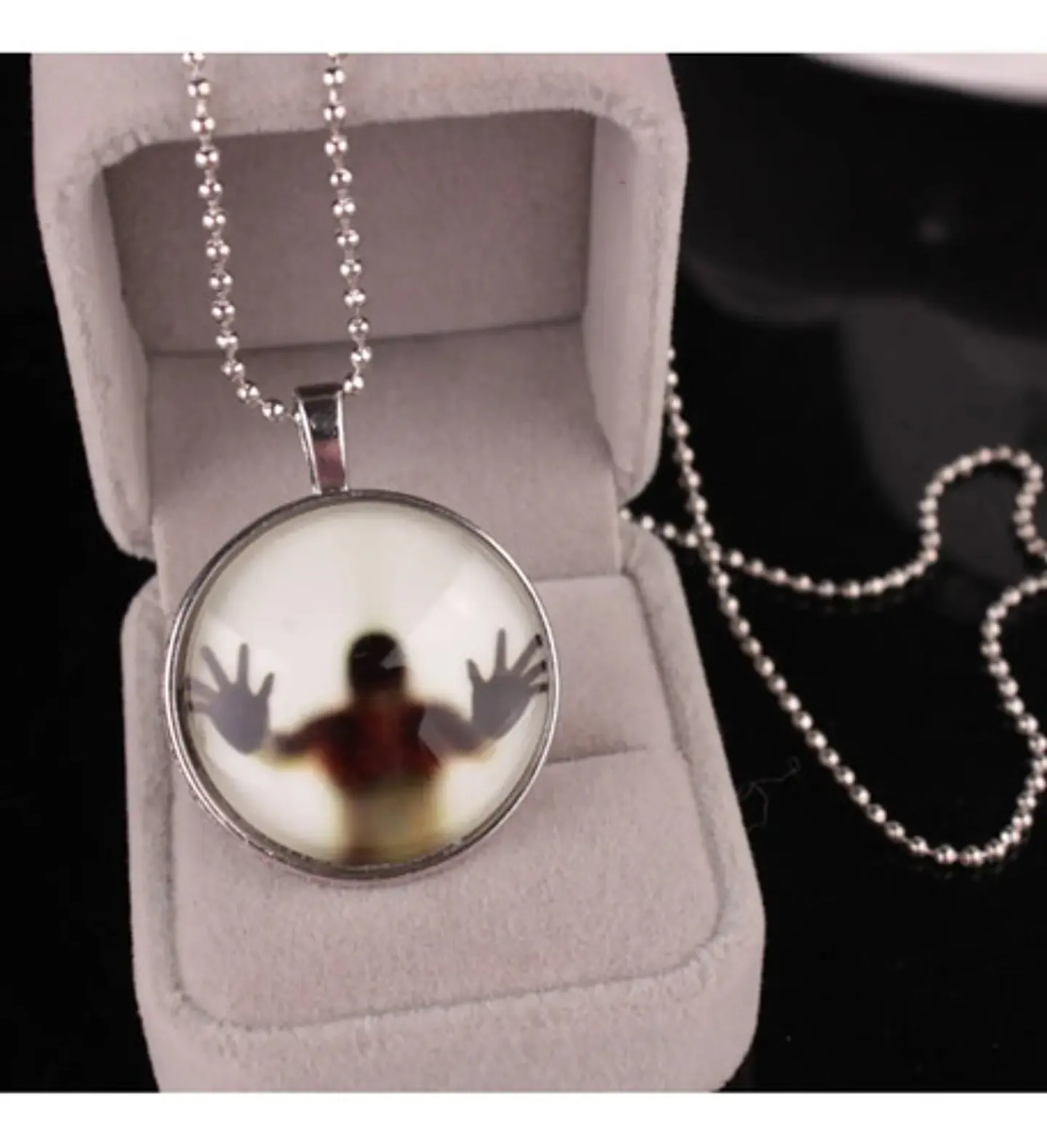 Collar Colgante Acero Inox Walking Dead Fluorescente Hombre 5