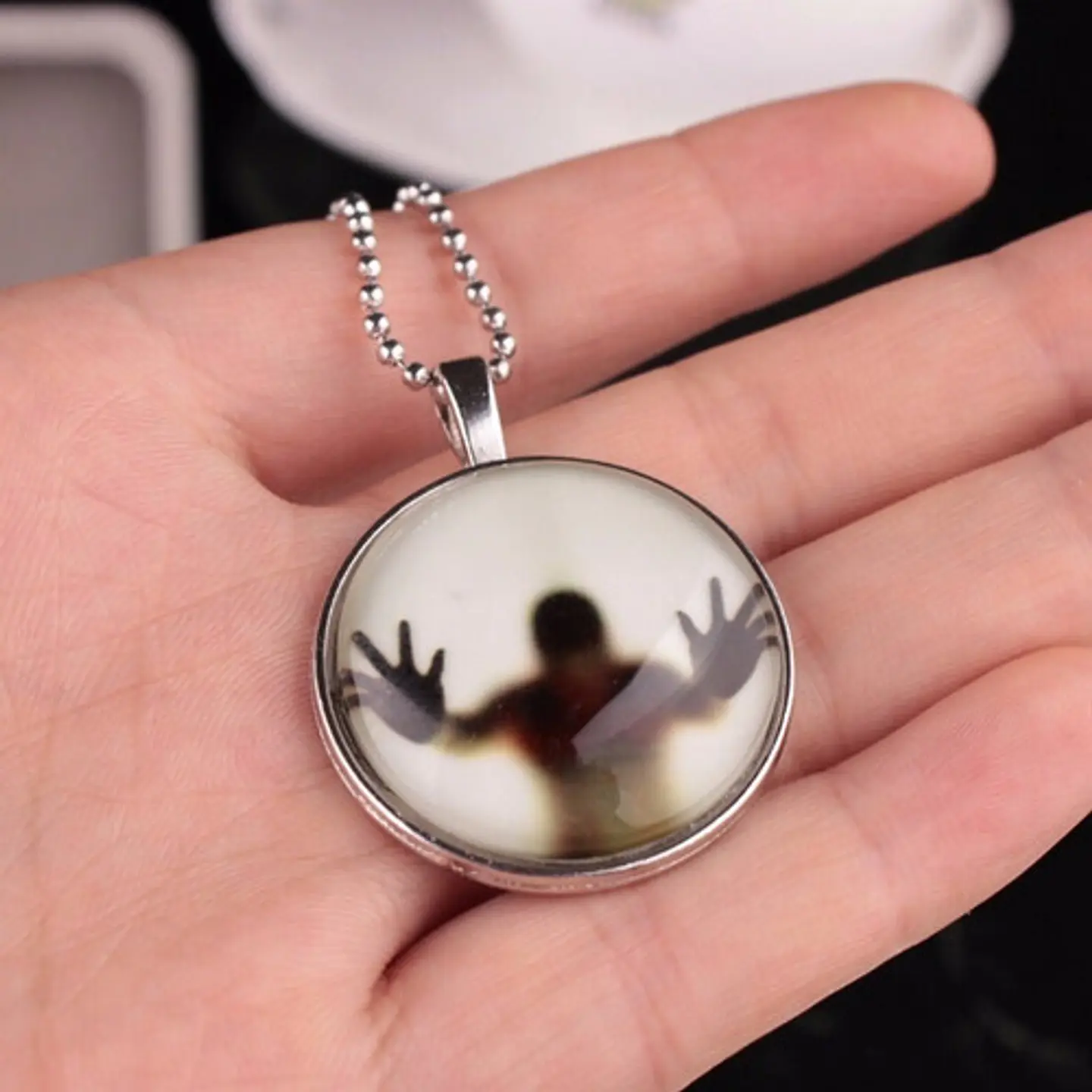 Collar Colgante Acero Inox Walking Dead Fluorescente Hombre 14