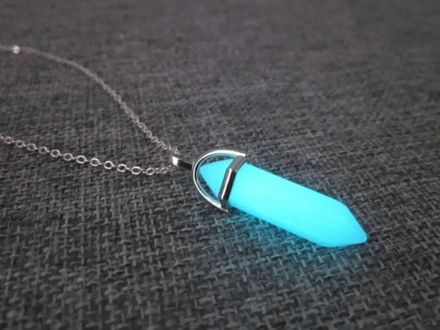 Collar Piedra Brilla En La Oscuridad Fluorescente Hombre 6