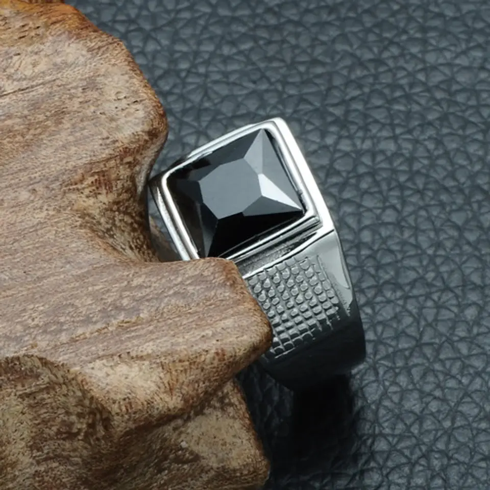 Anillo Piedra Negra Cz Circón Acero Inoxidable Para Hombre 4