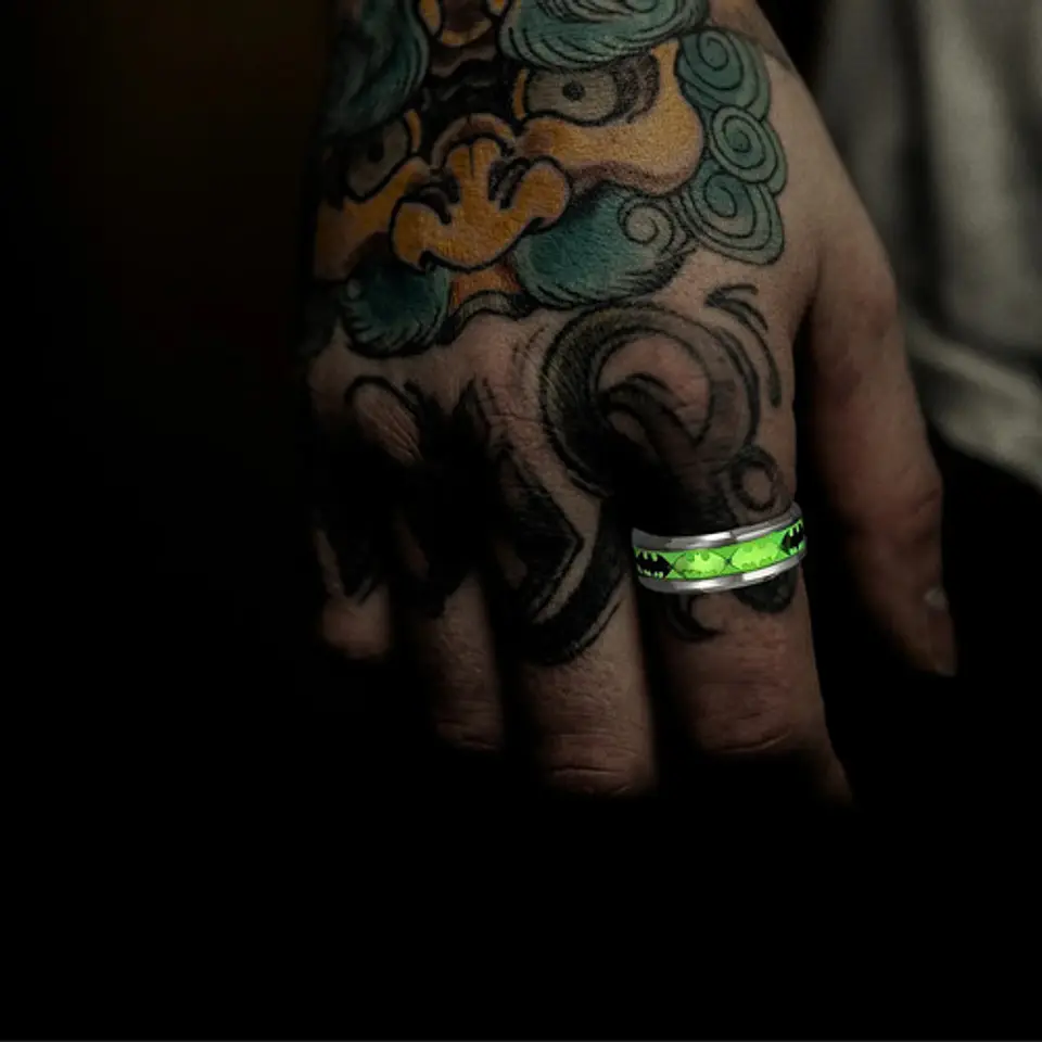 Anillo Batman Brilla En La Oscuridad Fluorescente Hombre   7