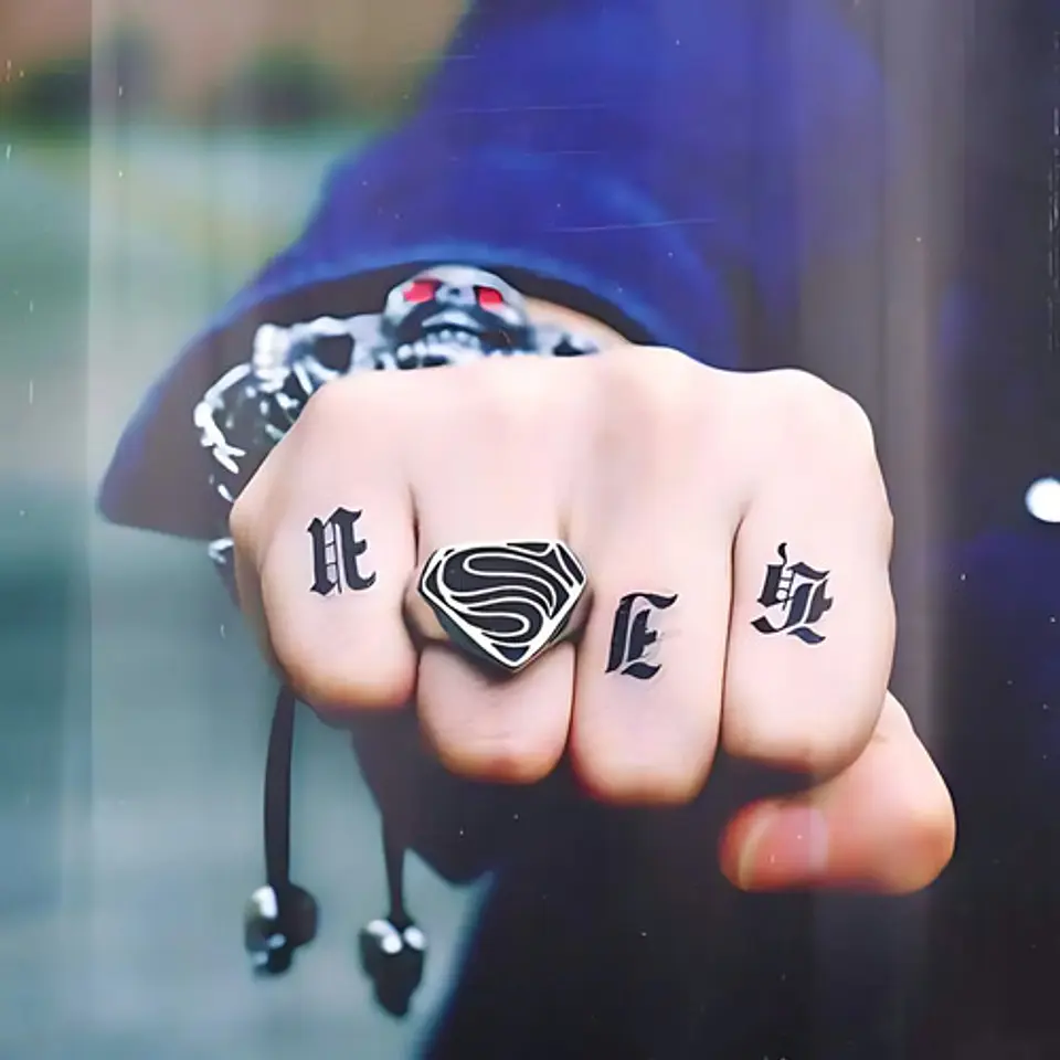 Anillo Argolla Acero Inoxidable Superman Color Plata Hombre 2